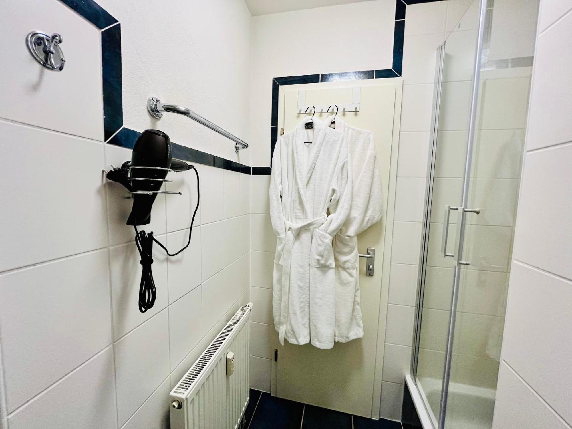 Aycatcherhomes - Top Lage I 4 Personen I Zentral I Altstadt Marburg I Naehe Fluss Lahn I Boutique Apartment Pera Buitenkant foto