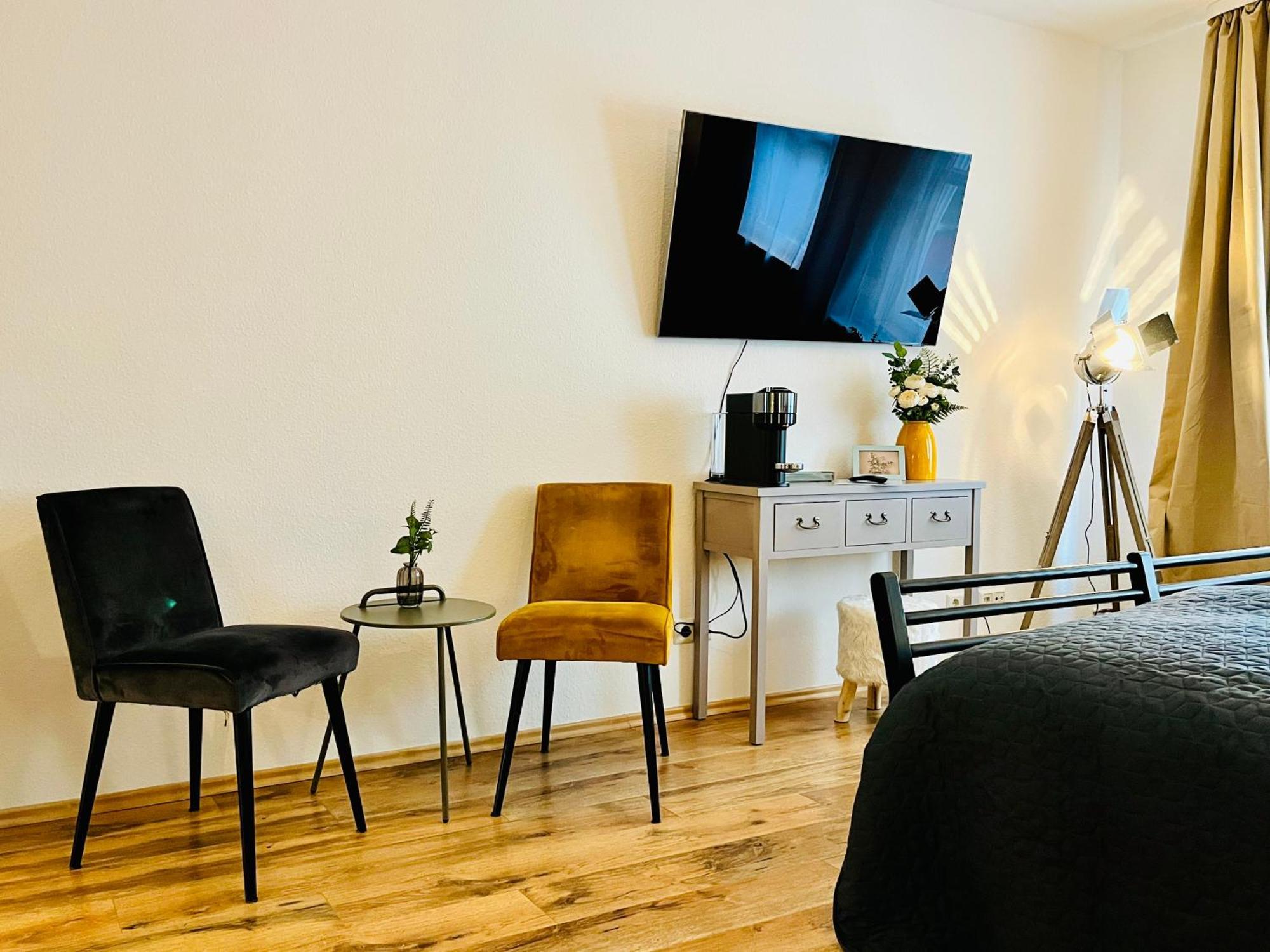 Aycatcherhomes - Top Lage I 4 Personen I Zentral I Altstadt Marburg I Naehe Fluss Lahn I Boutique Apartment Pera Buitenkant foto